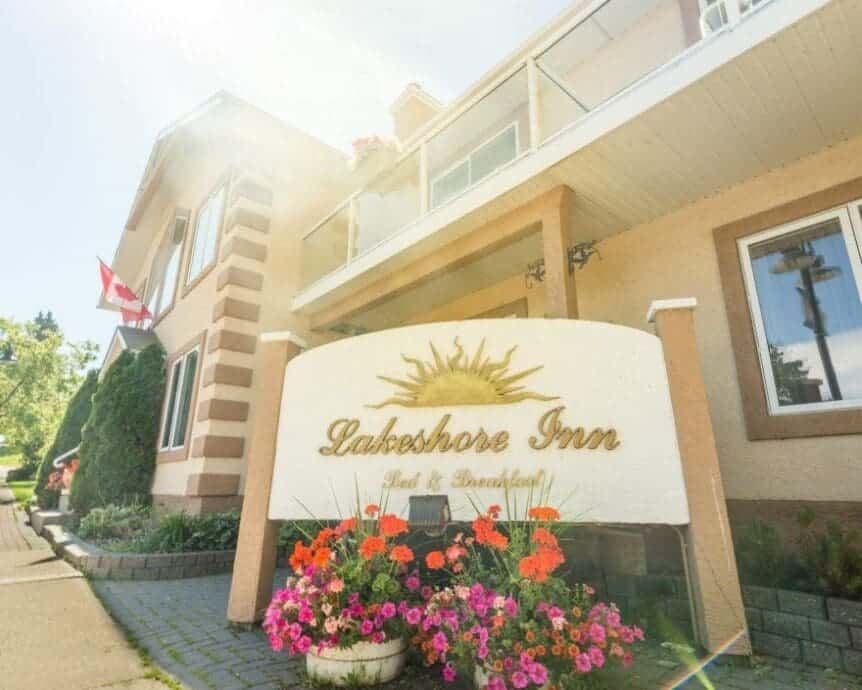 Lakeshore Inn Bed & Breakfast | Go East Of Edmonton