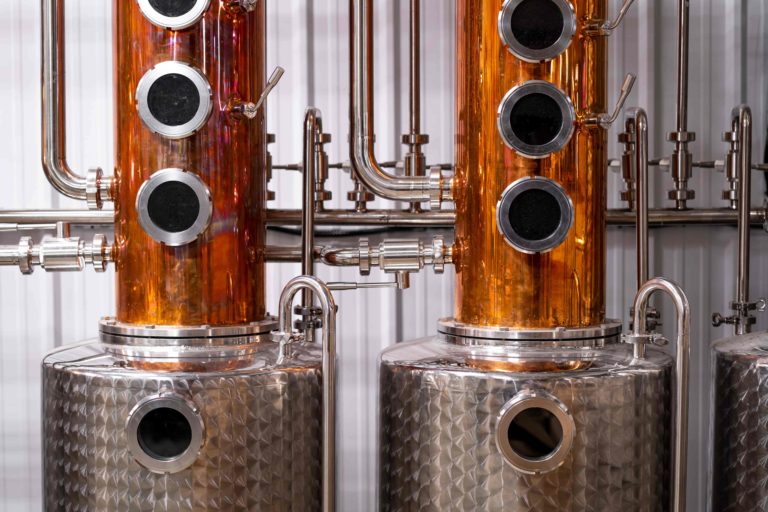 Copper Cork Distillery 2 web 768x512