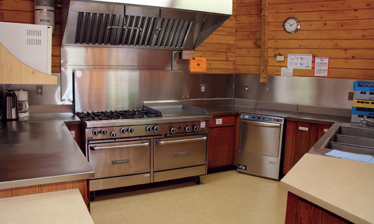 Strathcona Wilderness Centre 5 768x461