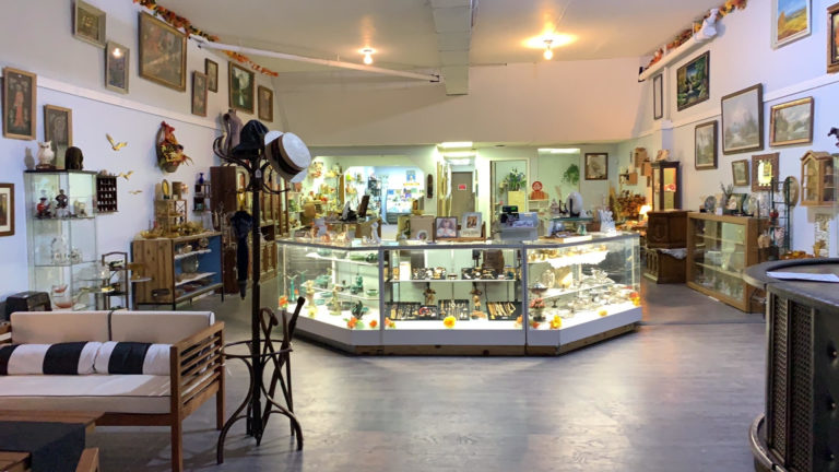 Lucilles Antiques 1 768x432