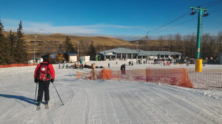 Valley Ski club 3 768x432