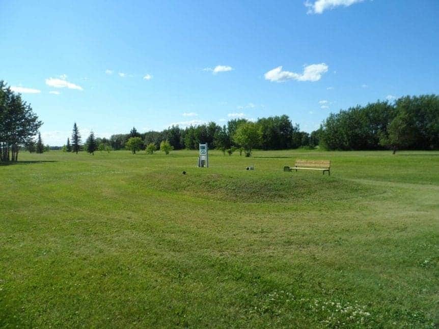 Ardmore Golf & Country Club Go East of Edmonton