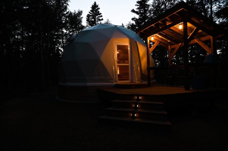 Elk Island Retreat 2 768x511