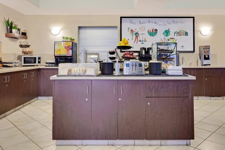 Ramada Lac Breakfast 768x512