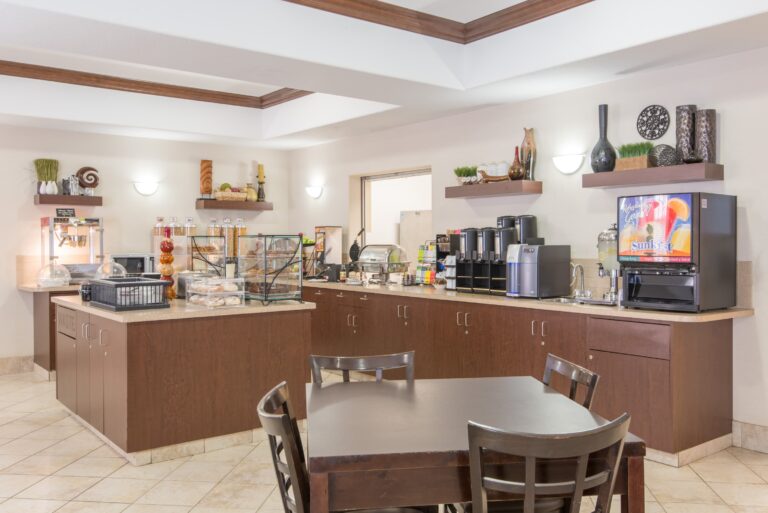 Ramada Wainwright Breakfast 1 768x513