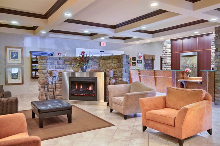 Camrose Ramada 24 768x511