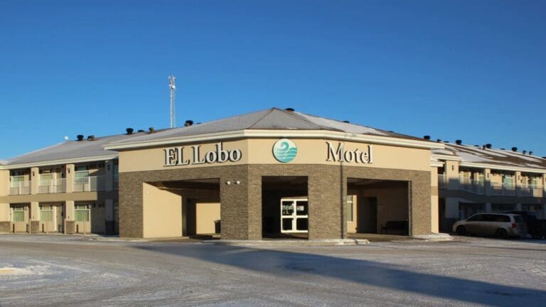 El Lobo Motel 1 768x432