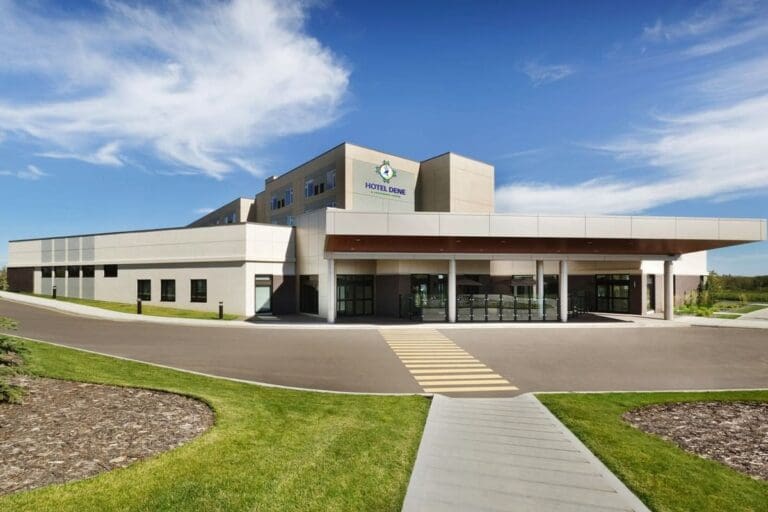 Hotel Dene Conference Centre Cold Lake 5 768x512