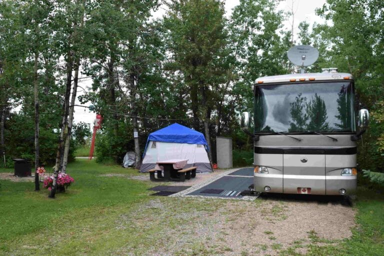Vezeau Beach 768x512