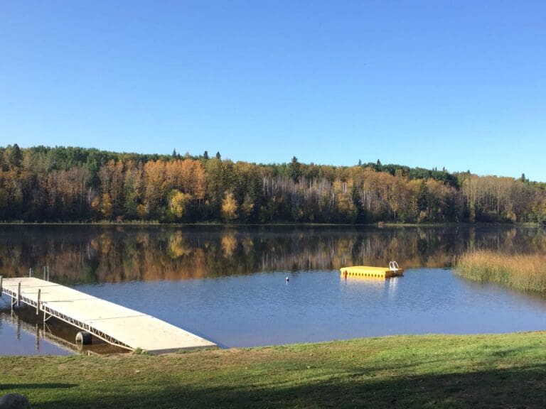 Half Moon Lake 1 768x576