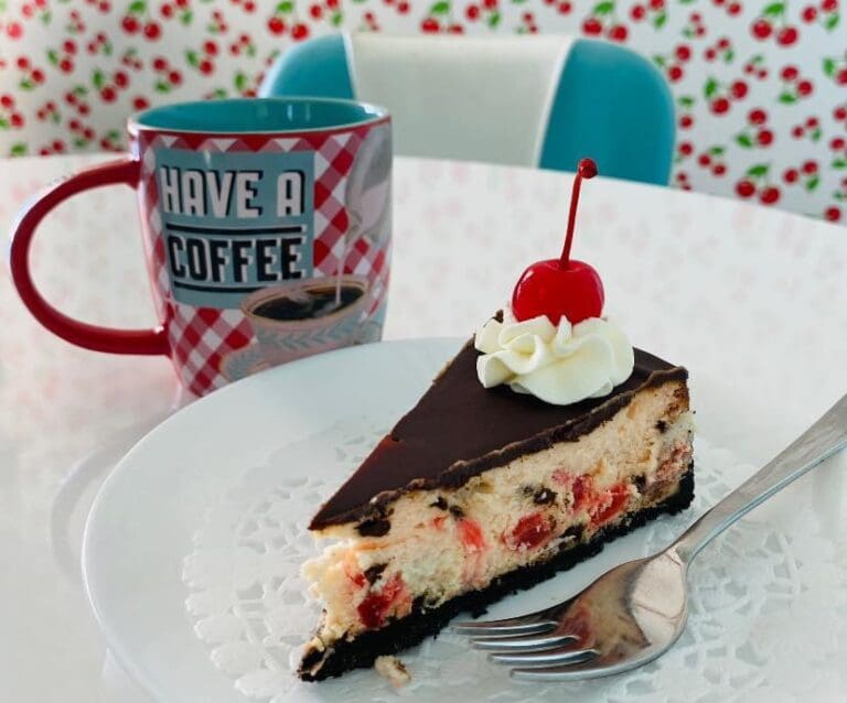 Cherry Lane Cafe Saloon 6 1 768x638