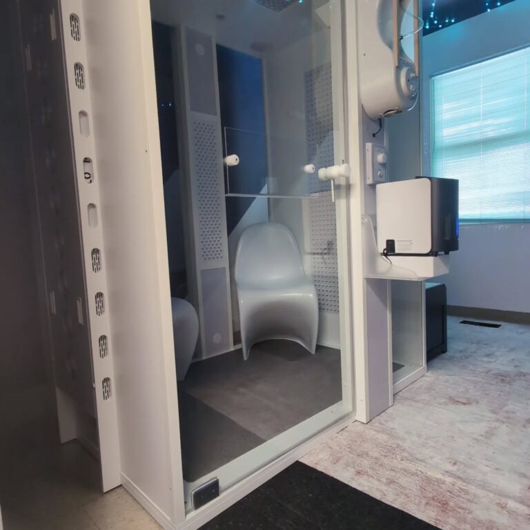 Material Moon Refuge 5 768x768